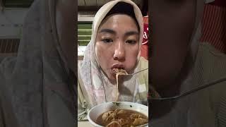 MAKAN BAKSO SETELAH SEKIAN LAMA GA MAKAN BAKSO! NO EDIT