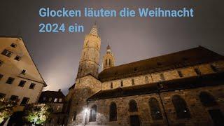 Glocken läuten die Weihnacht 2024 ein