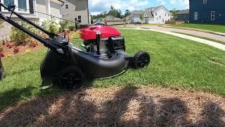 Mowing 2 lawns with the 2020 Honda HRN216vka and Lawnboy 10323