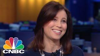 Men's Guide for Women in the Workplace | CNBC