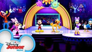 New Hot Dog Dance! | Mickey Mouse Mixed-Up Adventures | @disneyjunior