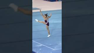 A WAG Floor Routine That Blends Strength and Elegance Effortlessly