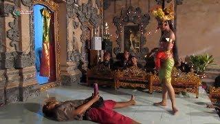 Joged BUMBUNG Bali PALING LUCU - Bumbung Balinese DANCE