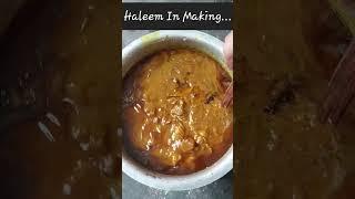 Haleem in Making #shortsfeed Moharaam 2023 #shorts Moharram 1445 #shortsvideo #moharram