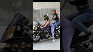 new lesbian couple cool bike riding video /GL(1)