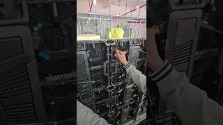 Quick lock installation demonstration.#ledmodule #eagerled #ledwall #leddisplay #ledscreen