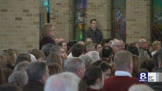 Big crowds for St. Joseph’s Christmas Eve Mass