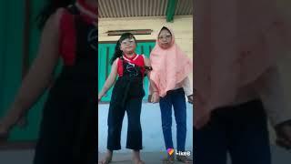 LIKEE Dina salsabillah Dan Dhea salsa aulia