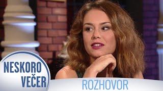 Dominika Kavaschová v Neskoro Večer