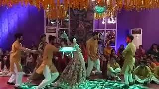 Humaima Malik dance on her brother Feroz khan mehandi