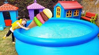 Öykü'nün Dondurması Havuza Düştü! - For Kid Swimming Pool and İce Cream -Funny Oyuncak Avı