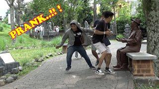 PRANK LUCU DI JATIM PARK 1!! HUMAN STATUE PRANK