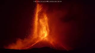 Etna eruption 31 July - 1 Aug 2021 with tall lava fountains over 1000 m high!