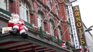 1641-Santas Abseiling for Arnotts