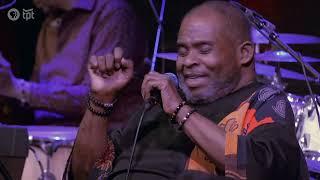 Everybody's Chains Came Off feat. Robert Robinson w/ American Roots Revue | Live at the Dakota