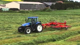 KUHN GA 7501/8121 - Rakes (In action)