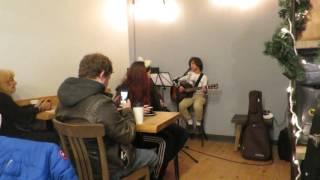 Ben performing Riptide at Open Mic