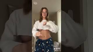 White Girl under boobs dance #underboob #under #boob #tiktok #croptop #booba