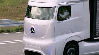 Autonomous Mercedes-Benz TRUCK Demonstration