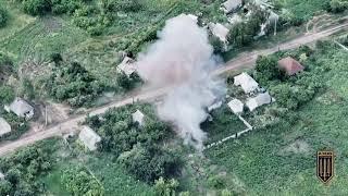 Ukraine’s SSO Azov shelling the Russian Army in Kharkiv Oblast
