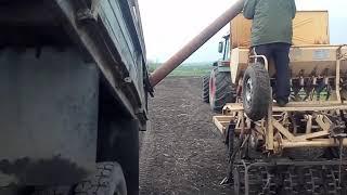 Самодельный загрузчик сеялок плюс протравливаиель семян на ГАЗ-53