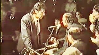 Rare Footage of Imran Khan Requesting Ustaad Nusrat Fateh Ali Khan for  "Ali Da Malang"