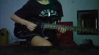 Tentando tocar Freaks e falhando miseravelmente (3° Dia na Guitarra)