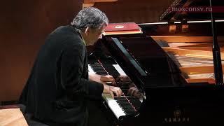 Bach - Ziloti. Prelude in B Minor. Ivan Sokolov (piano)