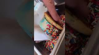 Super Ice Cream Sandwich