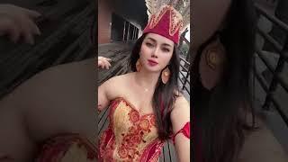 ini lah asli putri Kalimantan suku Dayak kecantikannya luar biasa 