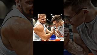 Devon Larratt showed real strength of Sarychev  #armwrestling #trending #devonlarratt #shorts