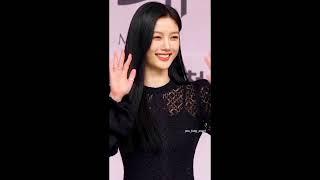 Kim yoo jung #elegant in #black || so beautiful !!!