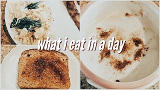 what i eat in a day as a college student | emma snyder