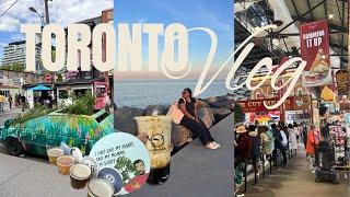 life in Toronto| my first time exploring downtown, eating, shopping thrifting | toronto travel vlog