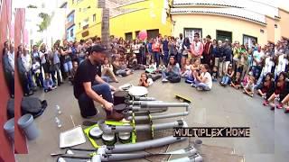 Shock in the street / Street musicians - Talented drummers.