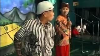 Om Putra Buana 2013 Lawak Sukur   Belajar Nyoting+Jadi Raksasa jangan di copy   YouTube