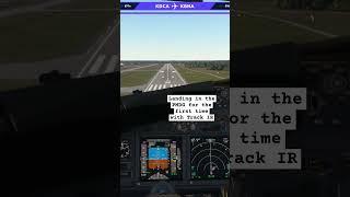 Landing in the PMDG 737 #aviation #flightsim #flightsimulator