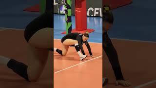 Zehra Güneş the Loveliest Turkish volleyball player 