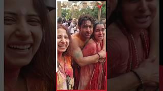 Ayesha khan & Abhishek holi celebration ️🫶 #ayeshakhan #abhishekkumar #bigboss #shorts | Vdoflix