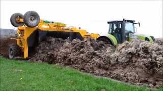 Compostage de fumier : Claas Arion 640 & Ménart 4800 SP [HD]