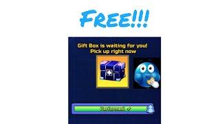 Opening a Free Gift Box in Pixel Gun 3D