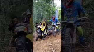 Trail adventure motor aja bisa KAWIN