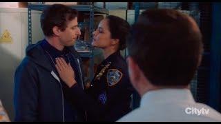 Brooklyn Nine-Nine | 6x18 | Jake & Amy FINALLY Kissed ?