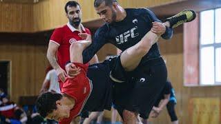Тренировочный лагерь в Дагестане, в зале борьбы Динамо/ WRESTLING TRAINING CAMP IN DAGESTAN UFC 286