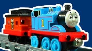 Thomas And Friends Pull n Zoom Take n Play Challenge