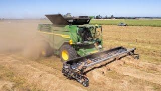 John Deere X9 1100 - Harvesting Grass Seed