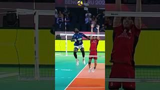 This vertical jump is  #epicvolleyball #volleyballworld #volleyball