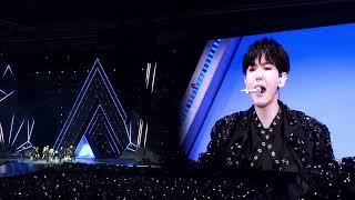 FANCAM  280724 BAEKHYUN @ ‘Lonsdaleite [dot]’ in Seoul - Day2 #stay_with_us_Lonsdaleite #BAEKHYUN