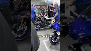 2025 YAMAHA YZF-R1M REVEALED AT PHILIP ISLAND MOTO GP! #cullysmc #Yamaha #R1M #philipisland