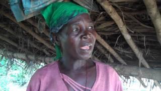 WOMAN WHO SPEAKS MENDE AND TEMNE IN SIERRA LEONE